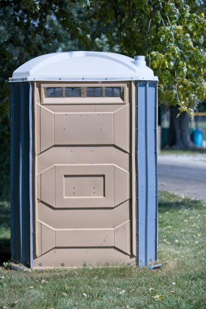 Portable Toilet Options We Offer in Greenfield, MO